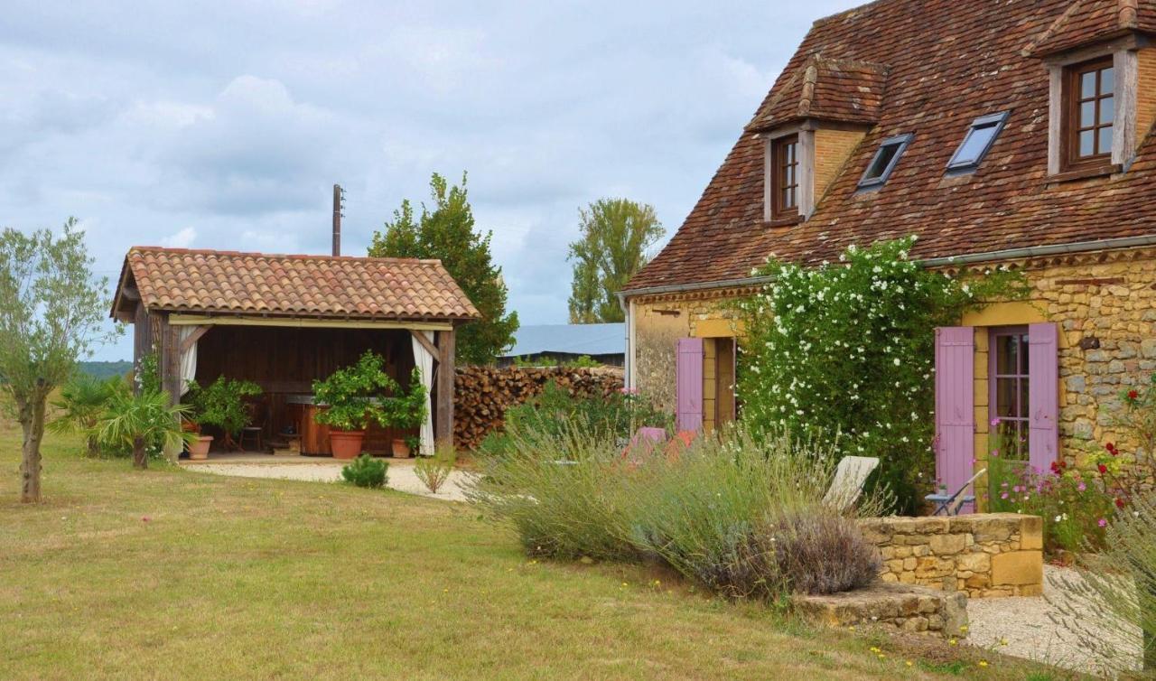 Chambre D'Hotes La Ferme De La Croix. Bed & Breakfast Saint-Avit-Senieur Exterior photo