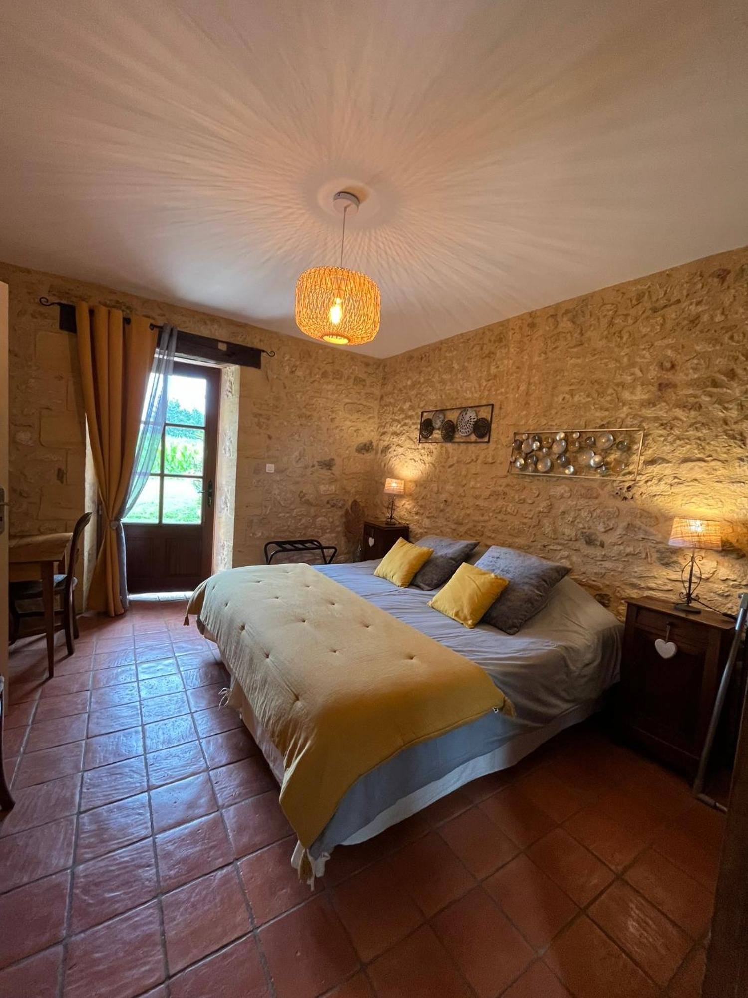 Chambre D'Hotes La Ferme De La Croix. Bed & Breakfast Saint-Avit-Senieur Exterior photo